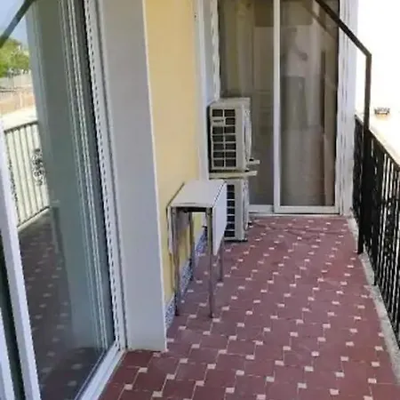3 Bedrooms With City View Shared Pool And Furnished Balcony At 1 Km Away From The Beach Dénia