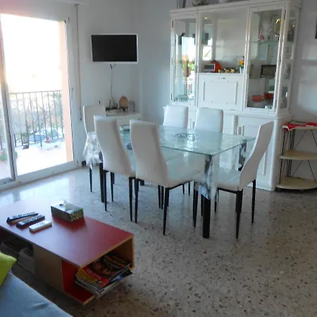 3 Bedrooms With City View Shared Pool And Furnished Balcony At 1 Km Away From The Beach Appartement